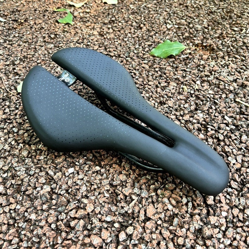 Sports Gear – breathable design, ultra-light design