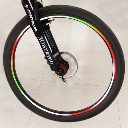 Sports Gear – reflective safety details